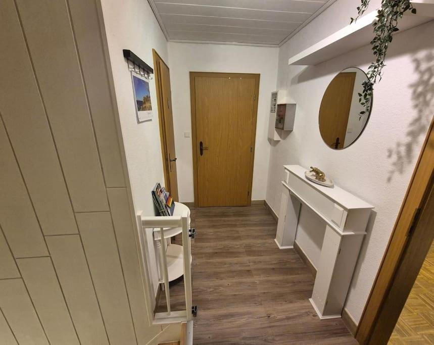 Gemuetliche Wohnung Direkt Am Kuestenkanal! Wardenburg Luaran gambar