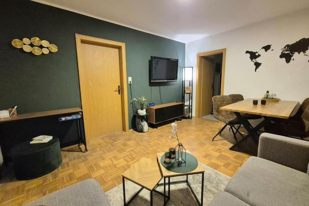 Gemuetliche Wohnung Direkt Am Kuestenkanal! Wardenburg Luaran gambar